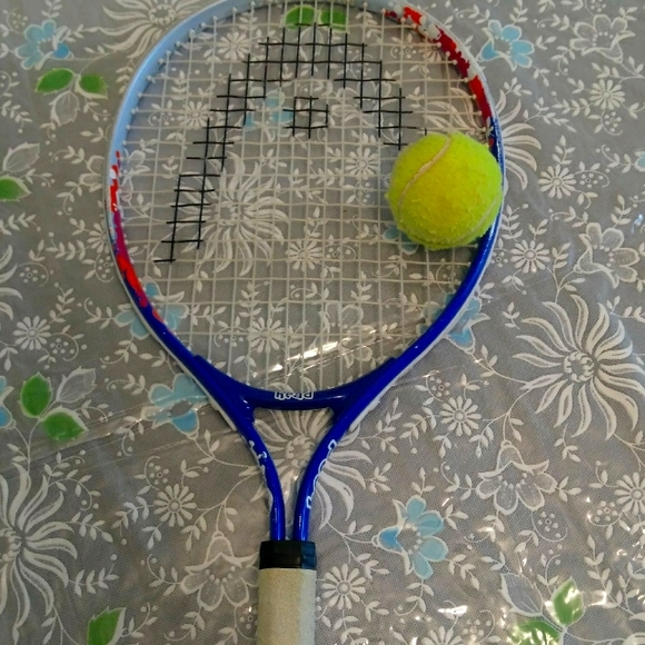 Tennis Racquet 🎾 - Picture 3 of 3
